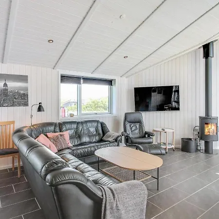 Holiday Aviva - 600m From The Sea In Western Jutland By Interhome Vejers Strand